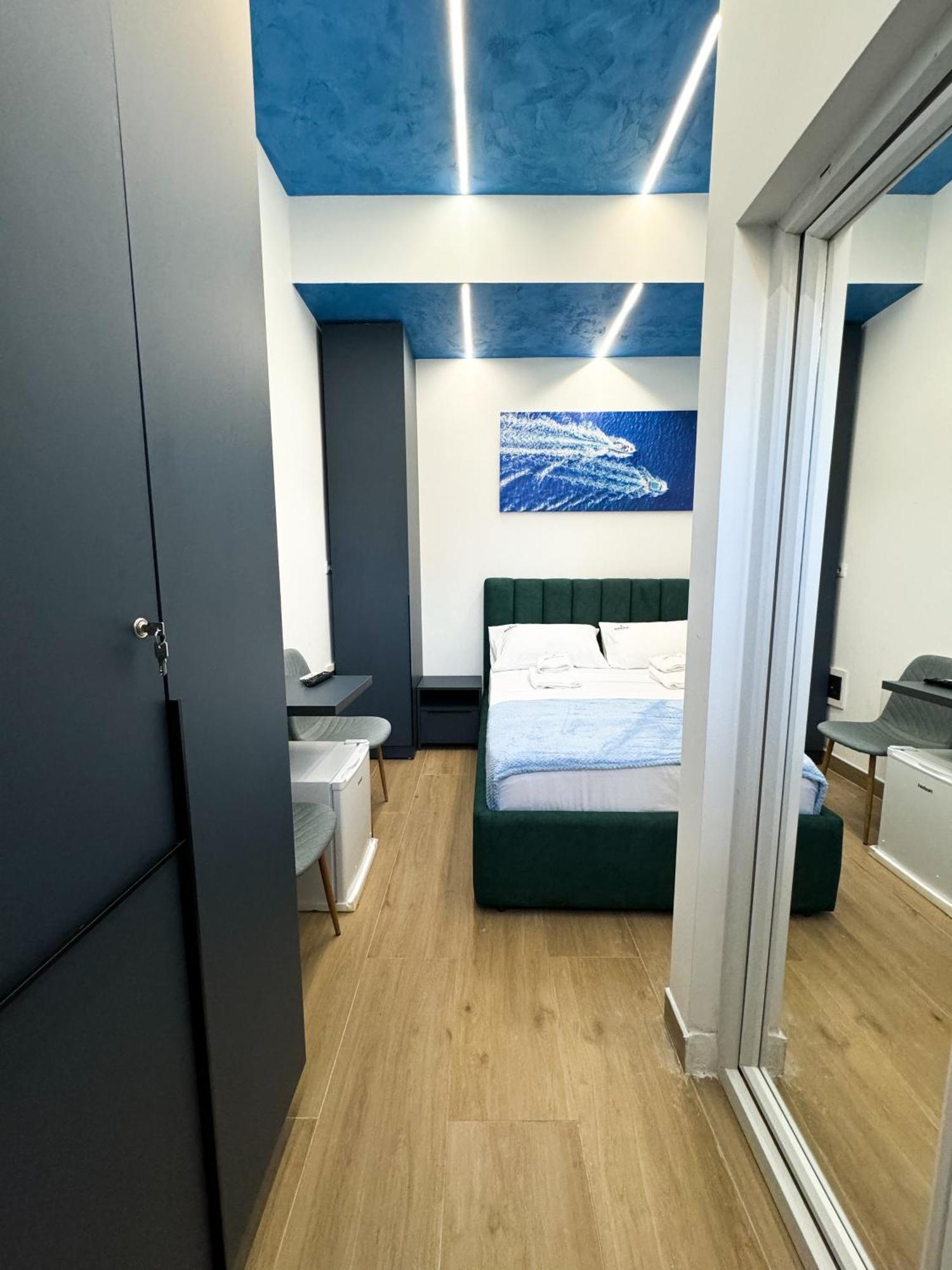 Marina Private Room Shkodër Exteriör bild